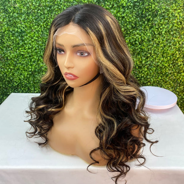 20 " Lace Front wig, 200% Density,HD lace Color- #4/27 Highlights